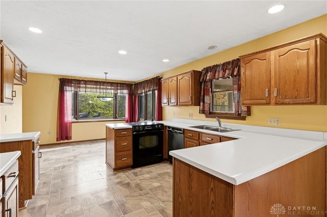 558 Clinton Street, Clayton, OH 45315