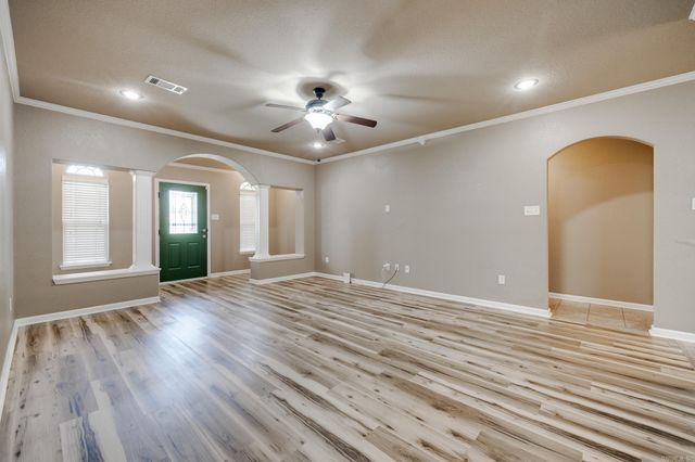 2925 Gladstone Drive, Conway, AR 72032