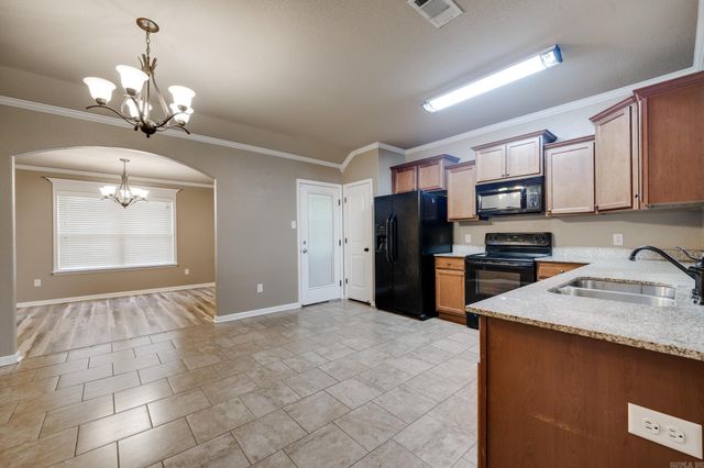 2925 Gladstone Drive, Conway, AR 72032