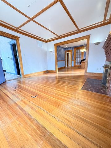 153-155 Vassall St, Quincy, MA 02170