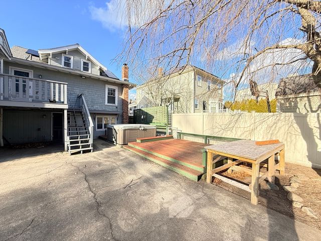 153-155 Vassall St, Quincy, MA 02170