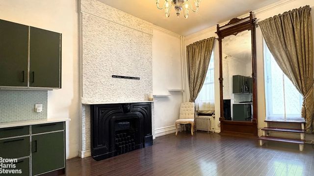 323 E 116TH Street, New York City, NY 10029