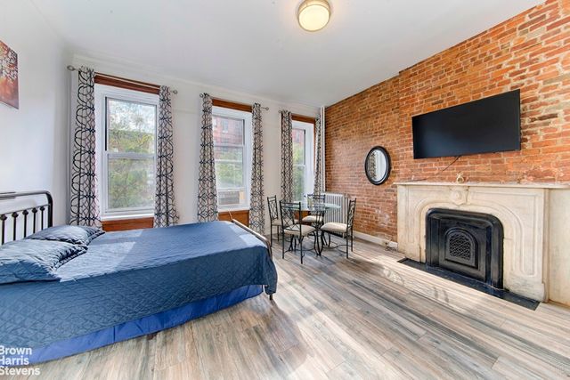 323 E 116TH Street, New York City, NY 10029