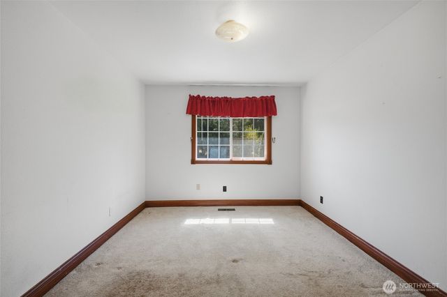 34721 40th Avenue S, Roy, WA 98580