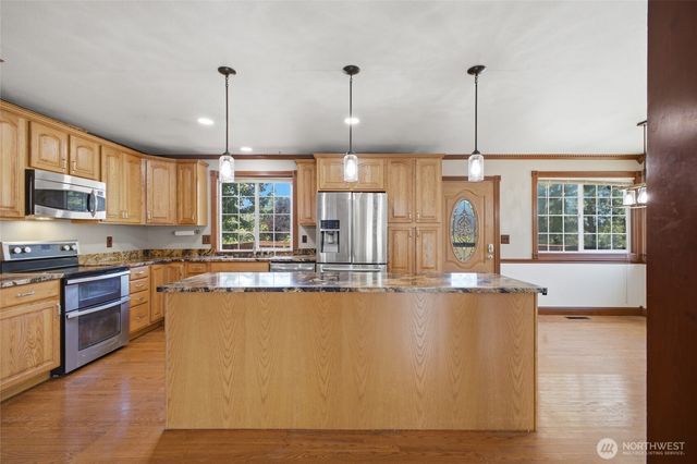 34721 40th Avenue S, Roy, WA 98580