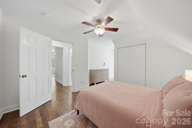 890 18th Avenue Court NW, Hickory, NC 28601