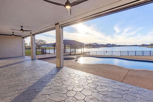 506 Calm Water Cove, Princeton, TX 75407