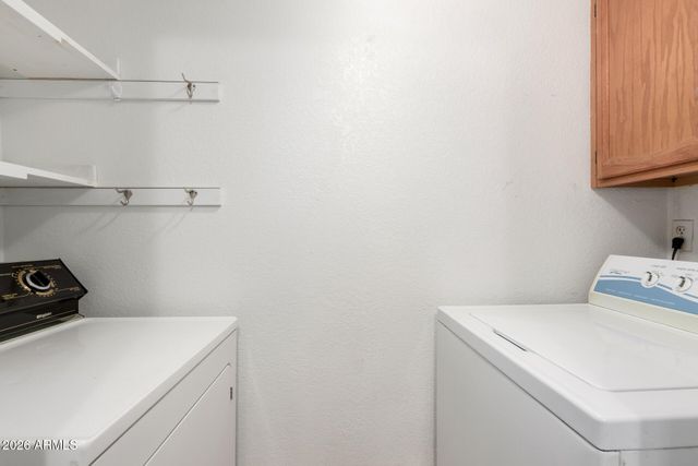 8021 N 32ND Avenue, Phoenix, AZ 85051