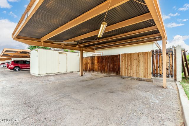 8021 N 32ND Avenue, Phoenix, AZ 85051