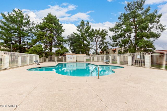 8021 N 32ND Avenue, Phoenix, AZ 85051