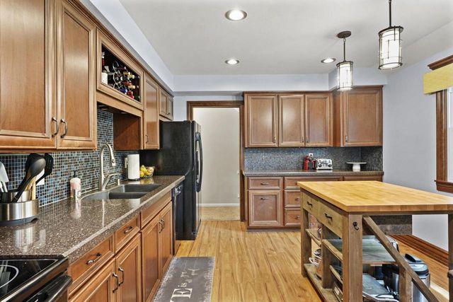 4609 Onaway Pass, Madison, WI 53711