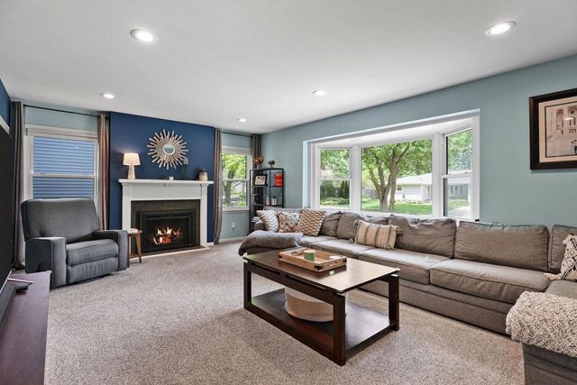 4609 Onaway Pass, Madison, WI 53711