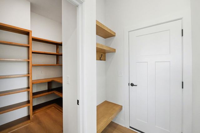 3259 N Bedford St, Wichita, KS 67226