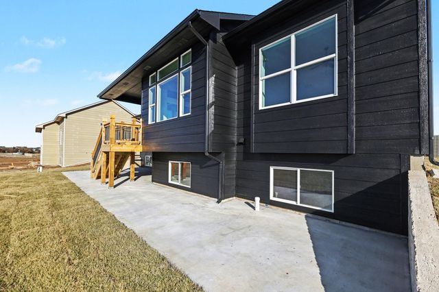 3259 N Bedford St, Wichita, KS 67226