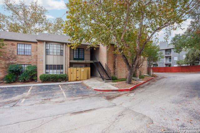 7711 Callaghan Rd Apt 104, San Antonio, TX 78229