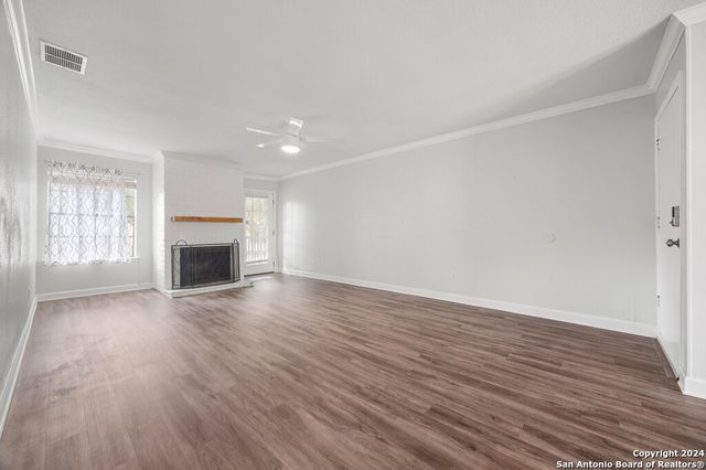 7711 Callaghan Rd Apt 104, San Antonio, TX 78229