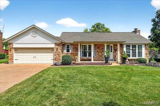 337 Saddle Back Drive, Oakville, MO 63129