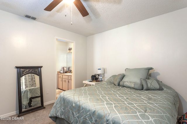 1688 Montgomery Avenue, Daytona Beach, FL 32117