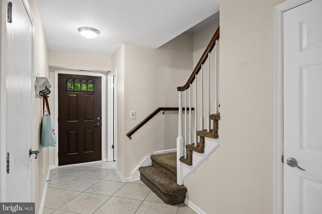 136 LAMPLIGHTER CT, Marlton, NJ 08053
