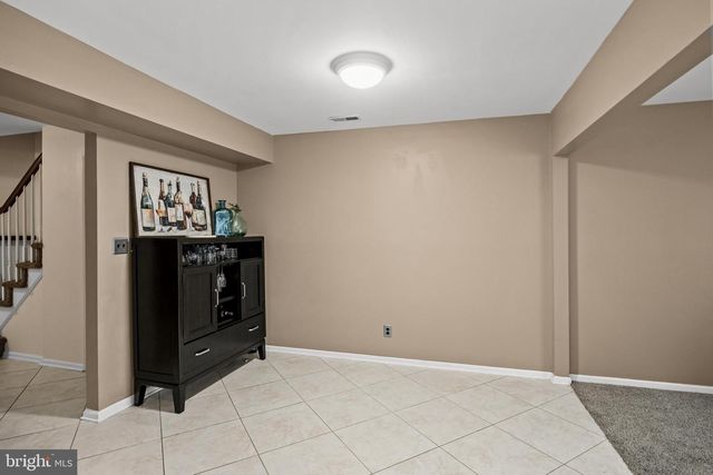 136 LAMPLIGHTER CT, Marlton, NJ 08053