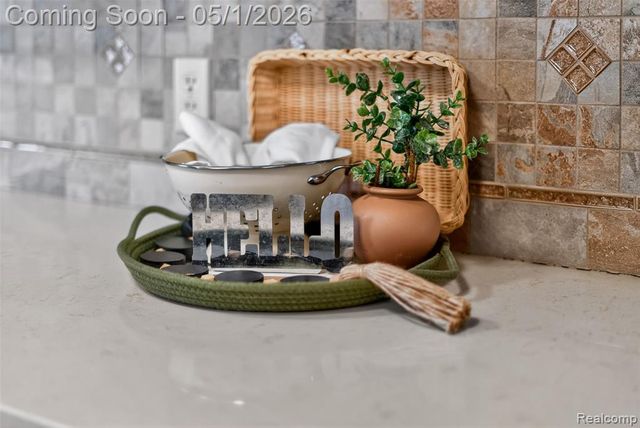 4359 Birch Run Drive, Troy, MI 48098
