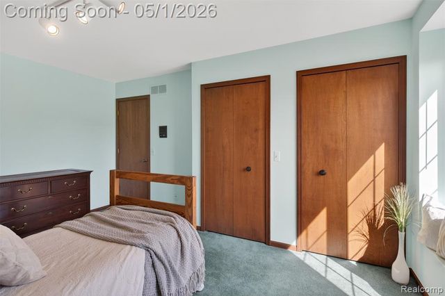4359 Birch Run Drive, Troy, MI 48098