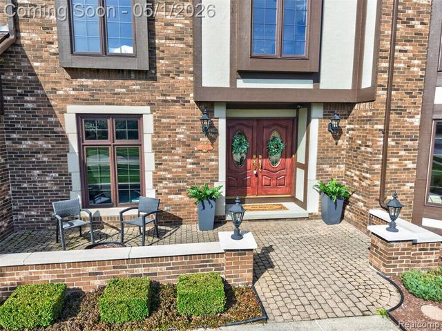 4359 Birch Run Drive, Troy, MI 48098