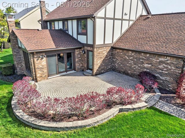4359 Birch Run Drive, Troy, MI 48098