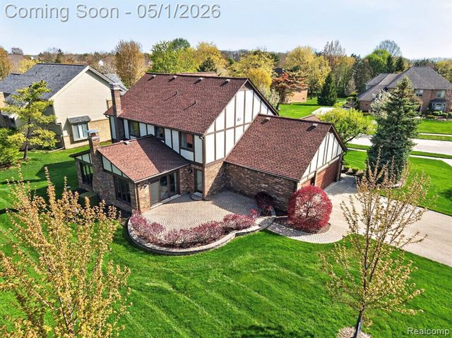 4359 Birch Run Drive, Troy, MI 48098