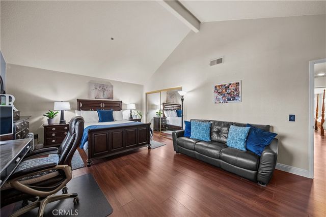 12647 Hubbard Street, Sylmar, CA 91342