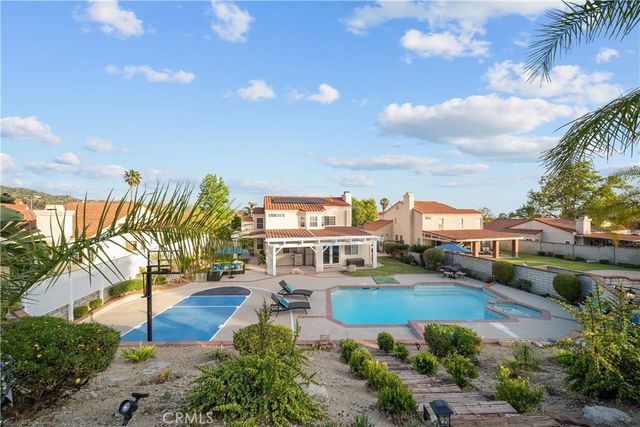 12647 Hubbard Street, Sylmar, CA 91342