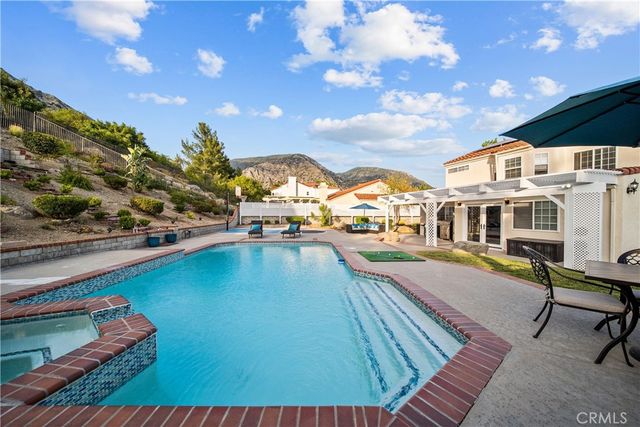 12647 Hubbard Street, Sylmar, CA 91342
