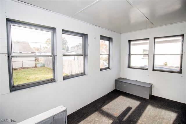 3818 Highland Road, Cleveland, OH 44111