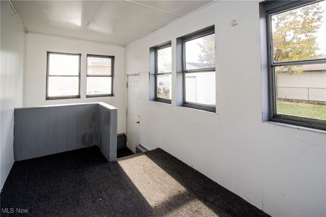 3818 Highland Road, Cleveland, OH 44111