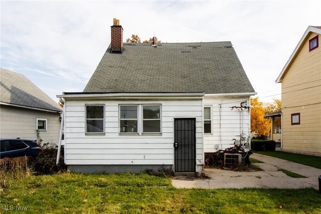 3818 Highland Road, Cleveland, OH 44111