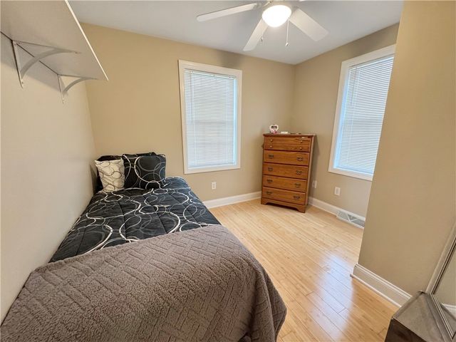 216 E Edgewood Ave, New Castle, PA 16105