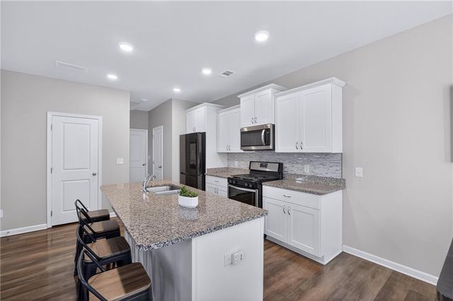 89 Hiram Park Court, Hiram, GA 30141