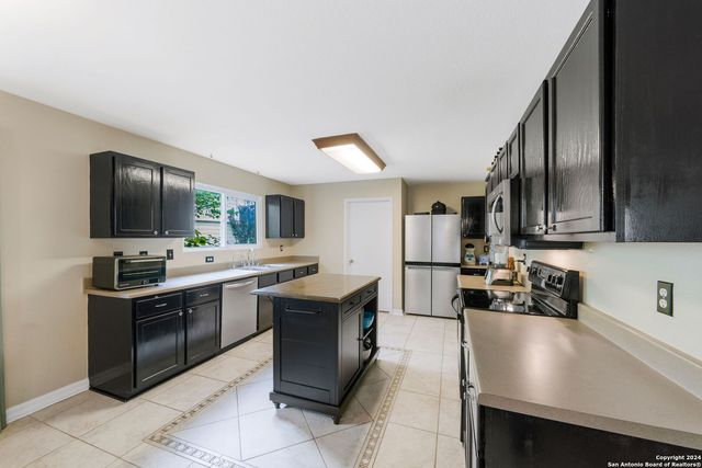 232 N Willow Way, Cibolo, TX 78108