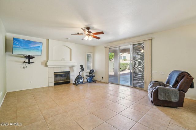 6572 W ABRAHAM Lane, Glendale, AZ 85308