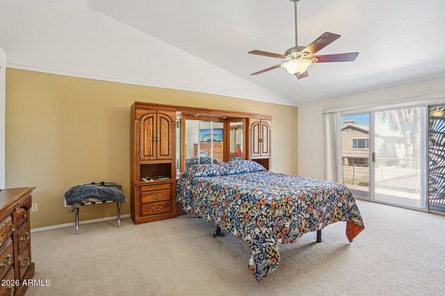 6572 W ABRAHAM Lane, Glendale, AZ 85308