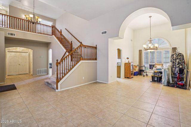 6572 W ABRAHAM Lane, Glendale, AZ 85308