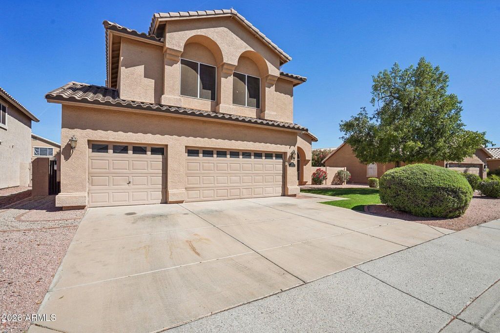 6572 W ABRAHAM Lane, Glendale, AZ 85308