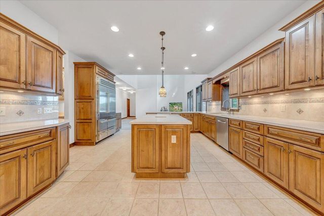 723 Fox Chase RD, Wirtz, VA 24184