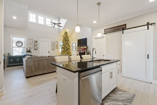 103 Stewarts Landing Dr, Mount Juliet, TN 37122