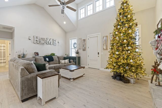 103 Stewarts Landing Dr, Mount Juliet, TN 37122