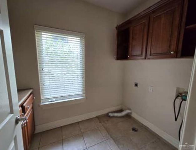 7333 N 5th Street N, Mcallen, TX 78504