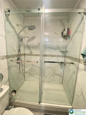 2268 Grove Road, Hanover Twp, PA 18109