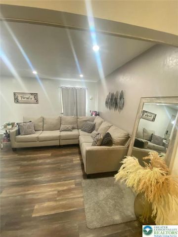 2268 Grove Road, Hanover Twp, PA 18109