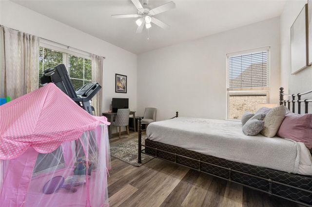 415 Bitterroot LN, Austin, TX 78737