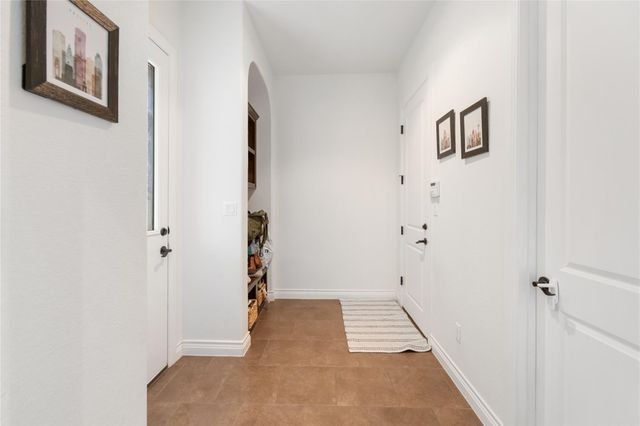 415 Bitterroot LN, Austin, TX 78737